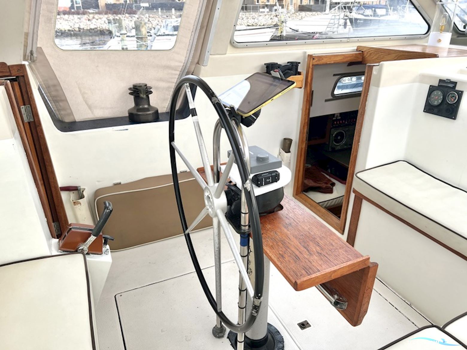 Coronet Elvstrøm 38