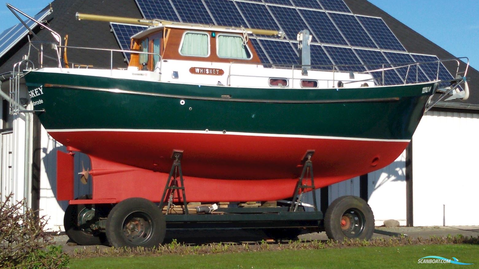 Dartsailer 30 Motorsailer 1977, with Perkins Lowline engine, Germany