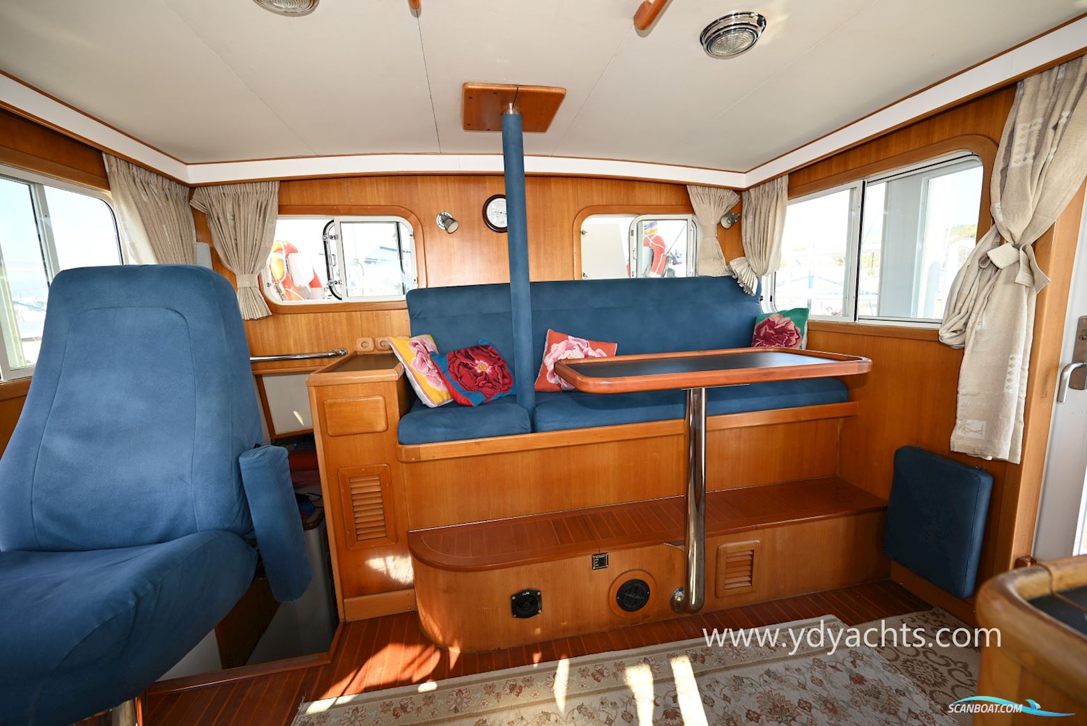 Diesel Duck 44 Trawler Motorsailer