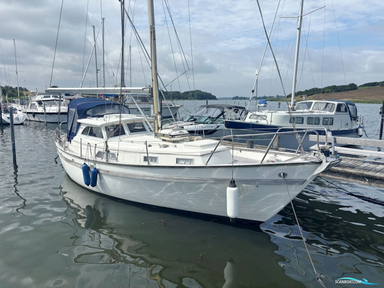 Fjord 33 MS Motorsejler