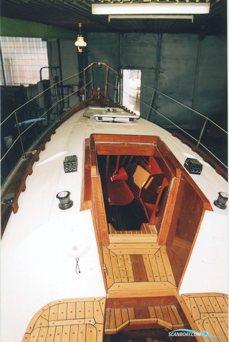 Ketch Rigged 451 Motorsailer Pilothouse