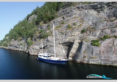 Lancer 72 Motorsailer 1985, with Mercedes OM402L engine, Denmark
