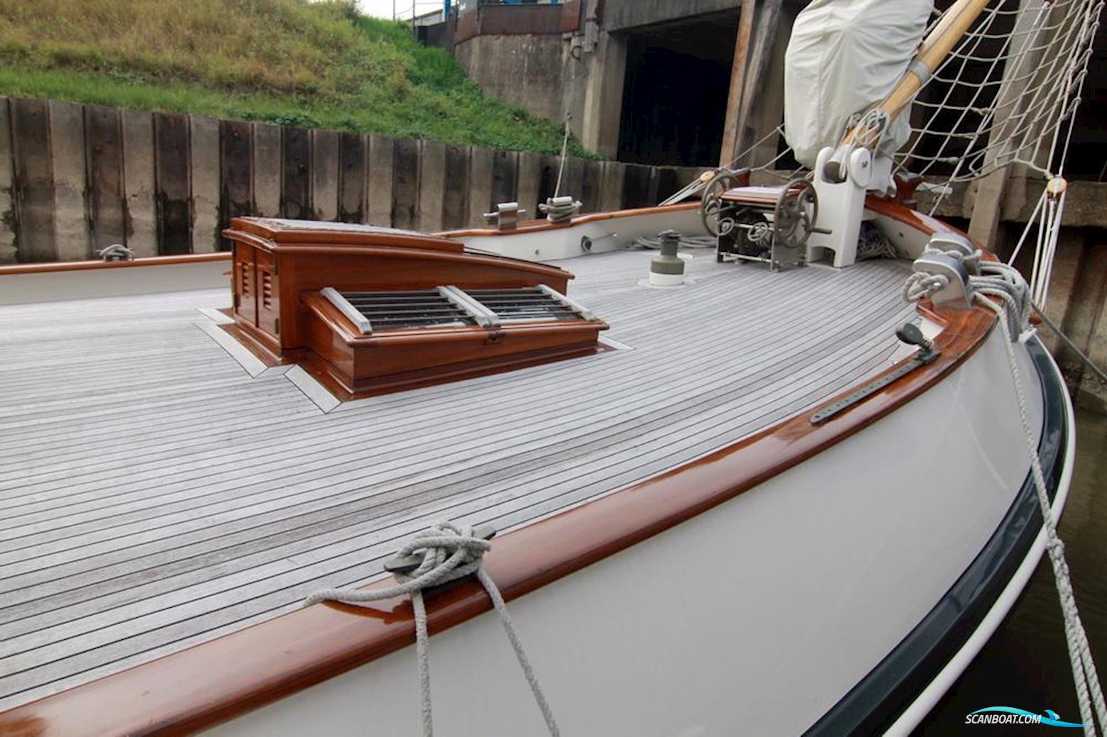 Lemsteraak Sailing Yacht