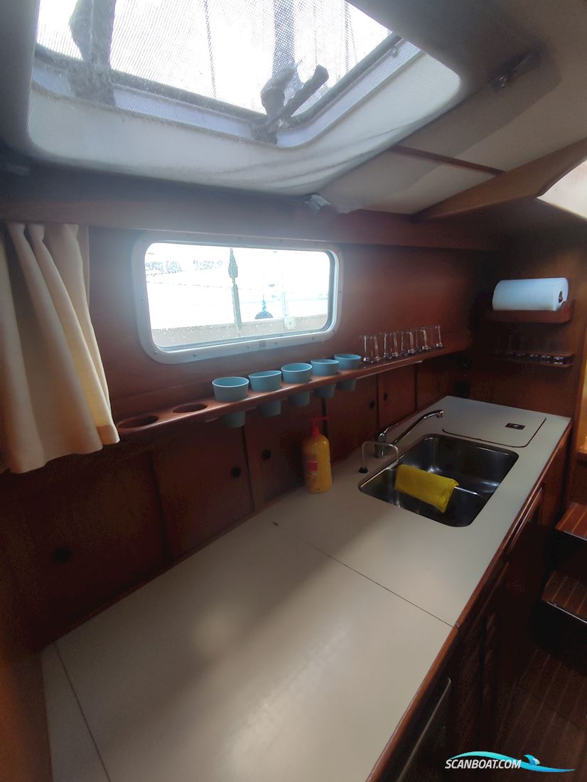 Nauticat 33