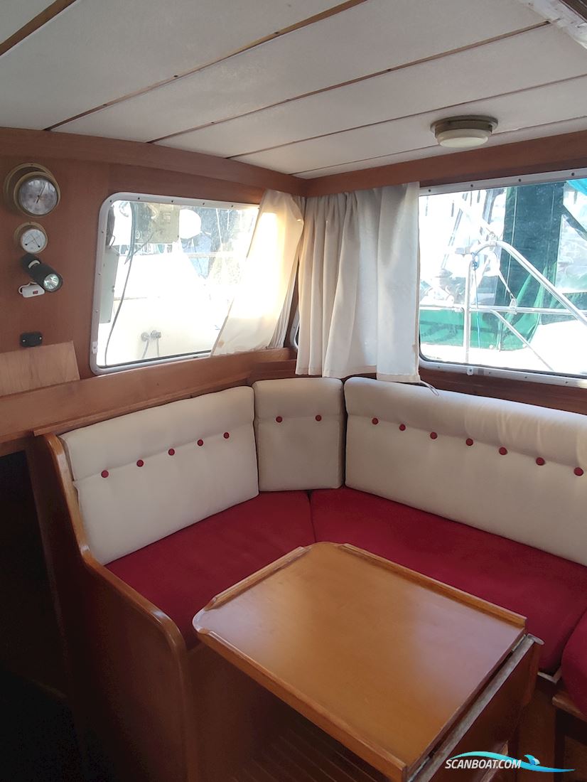 Nauticat 33