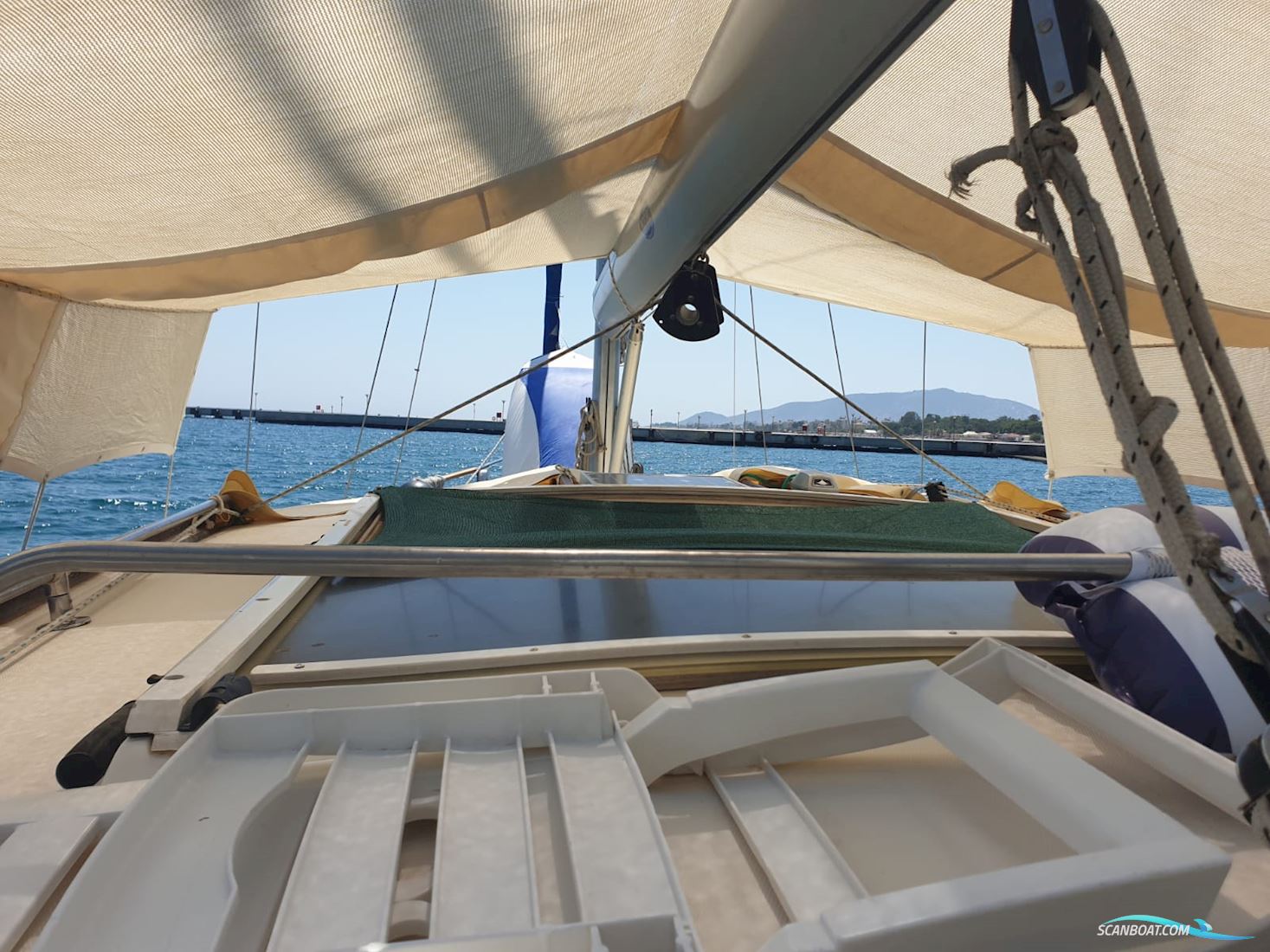 Nauticat 33