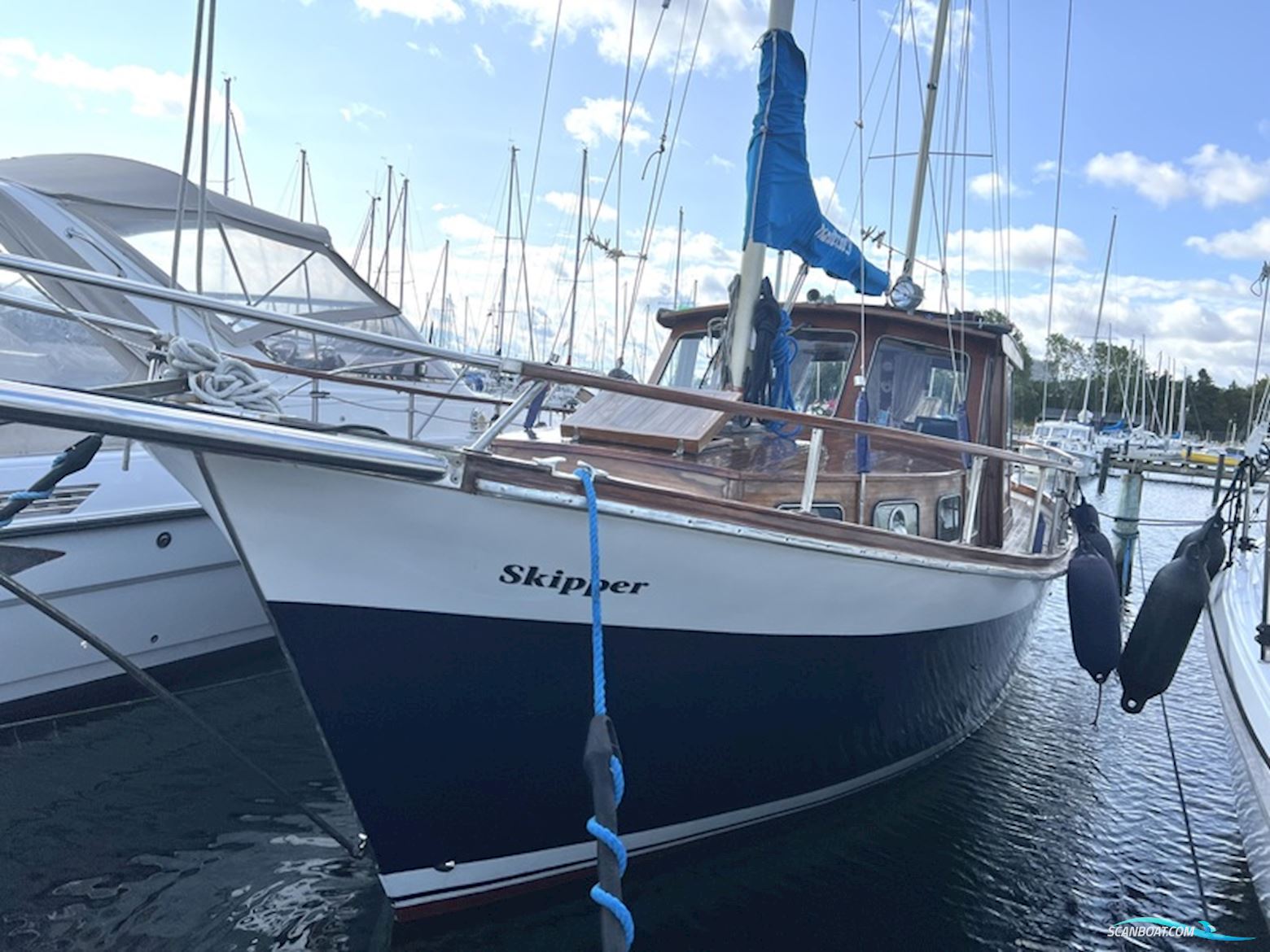 Nauticat 33