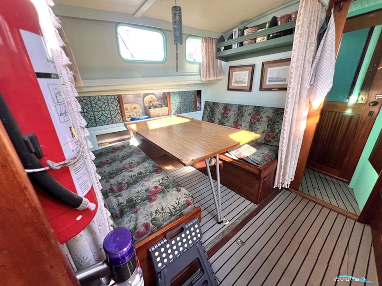 Nauticat 33