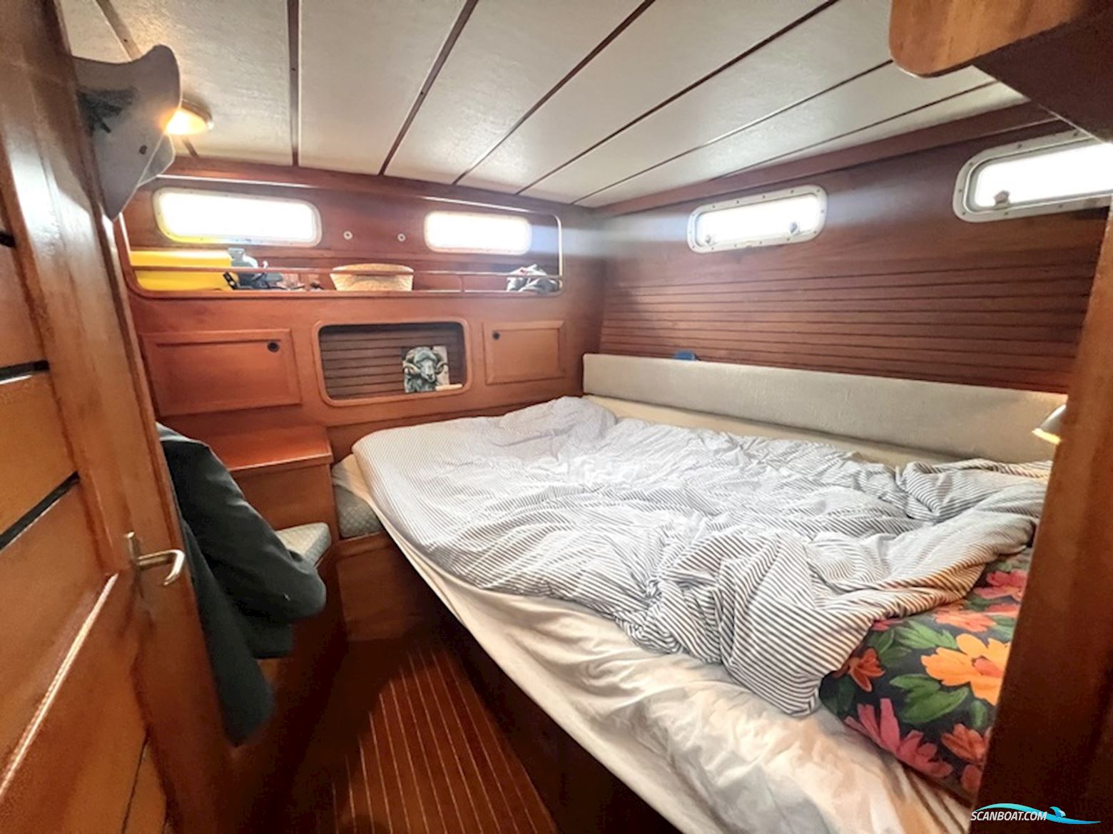 Nauticat 36