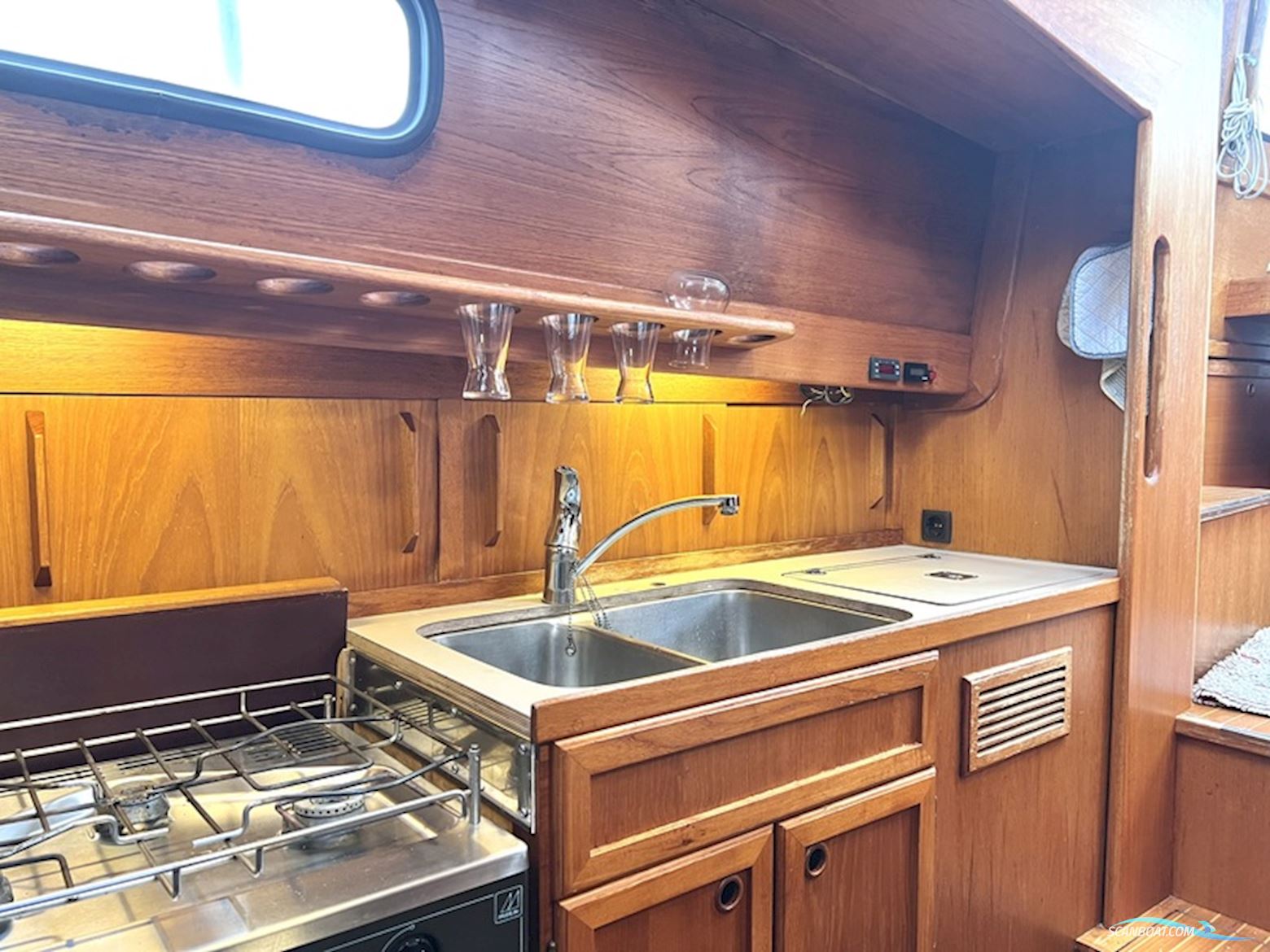 Nauticat 36