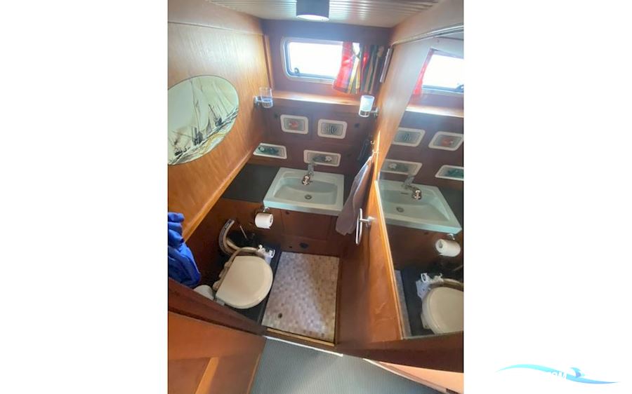 Nauticat 38
