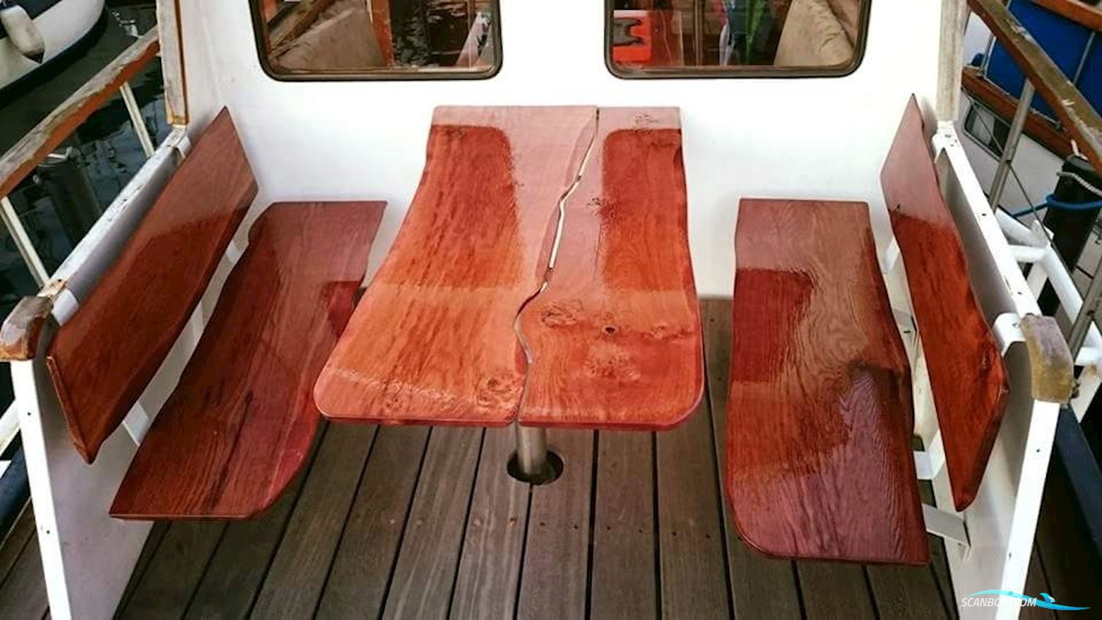 Pilothouse Motorsejler 49