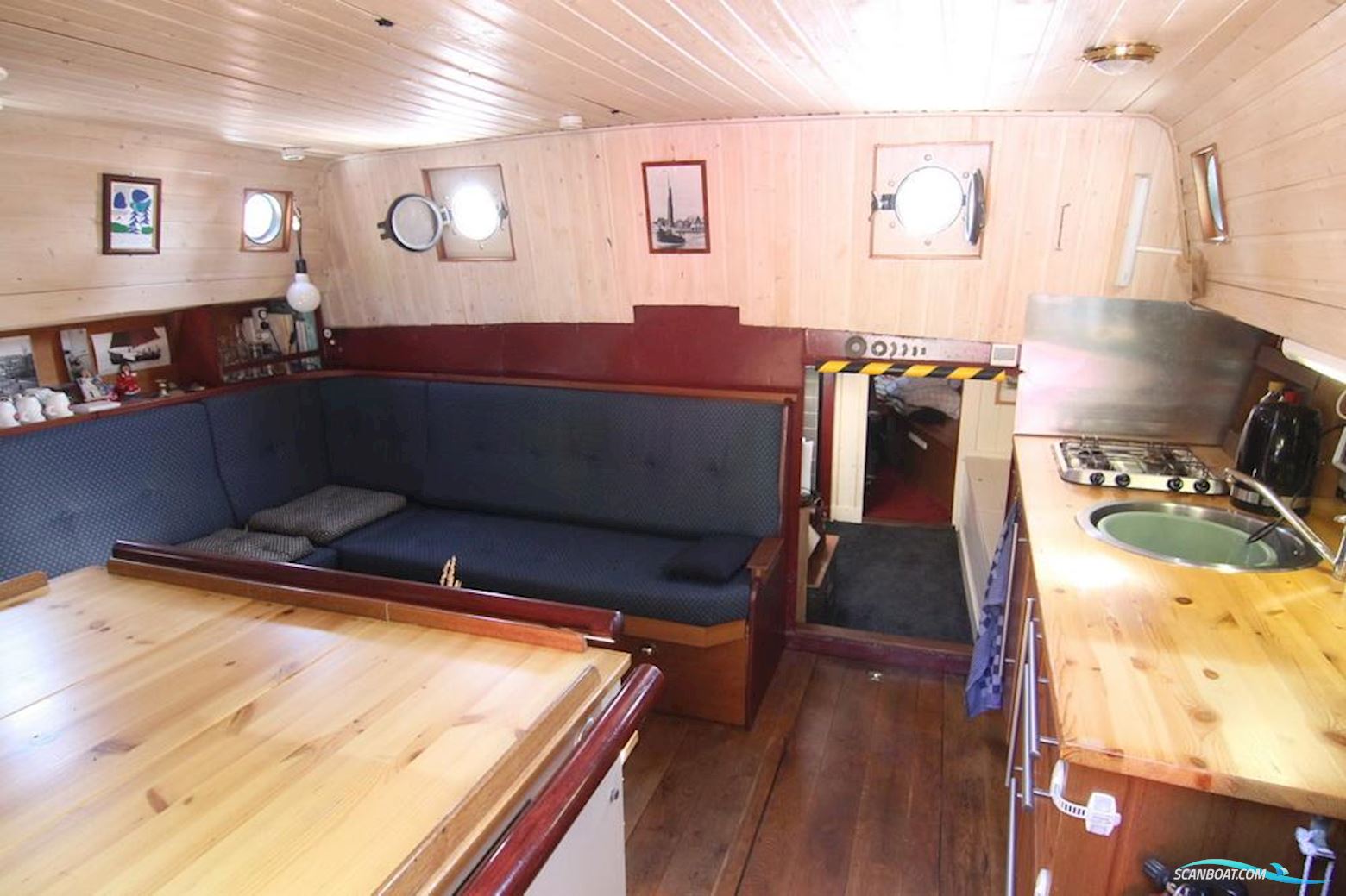 Sailboat "Marker Rondbouw"