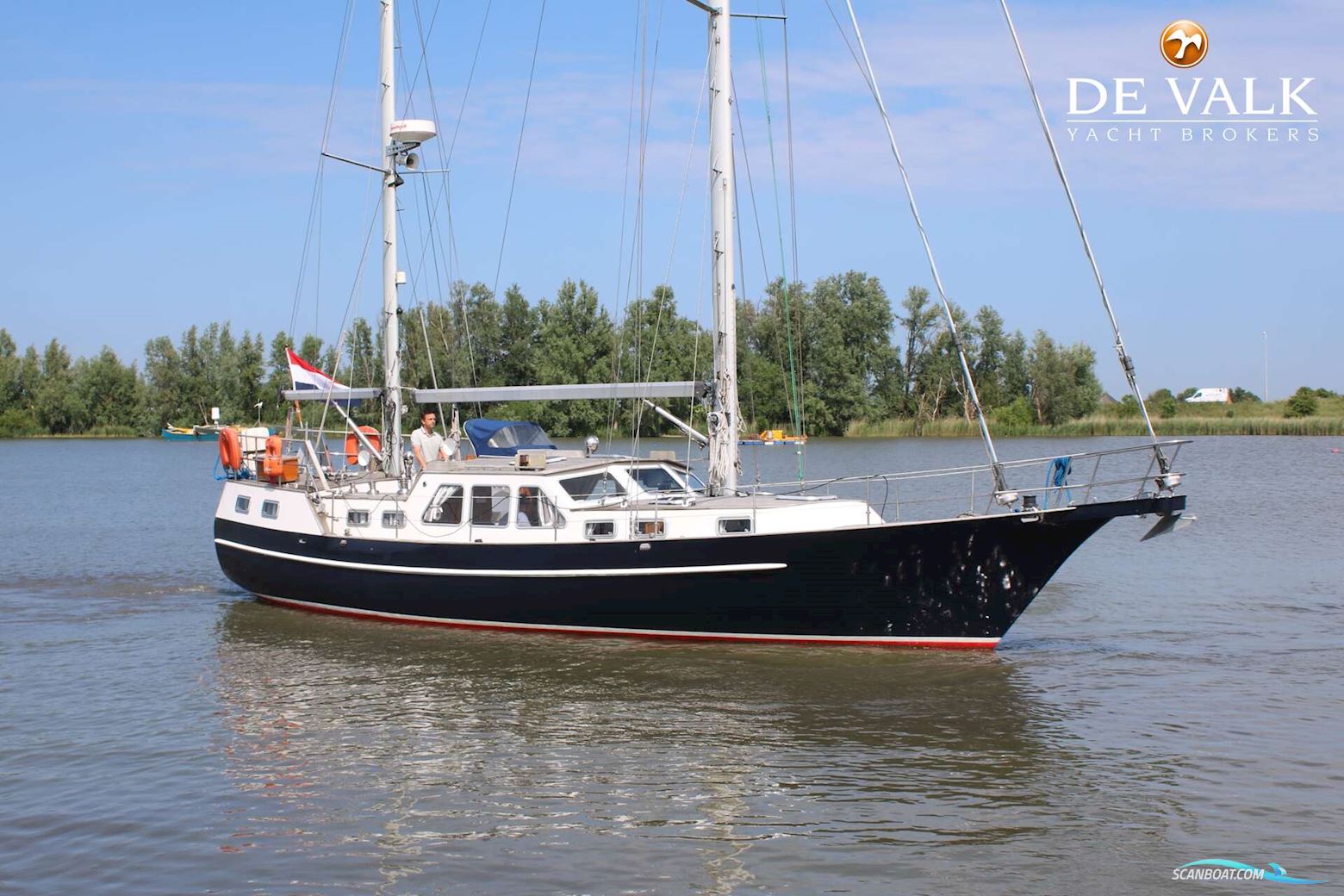 Skorpion Iii Motorsailer 1988, with Mercedes Benz engine, France