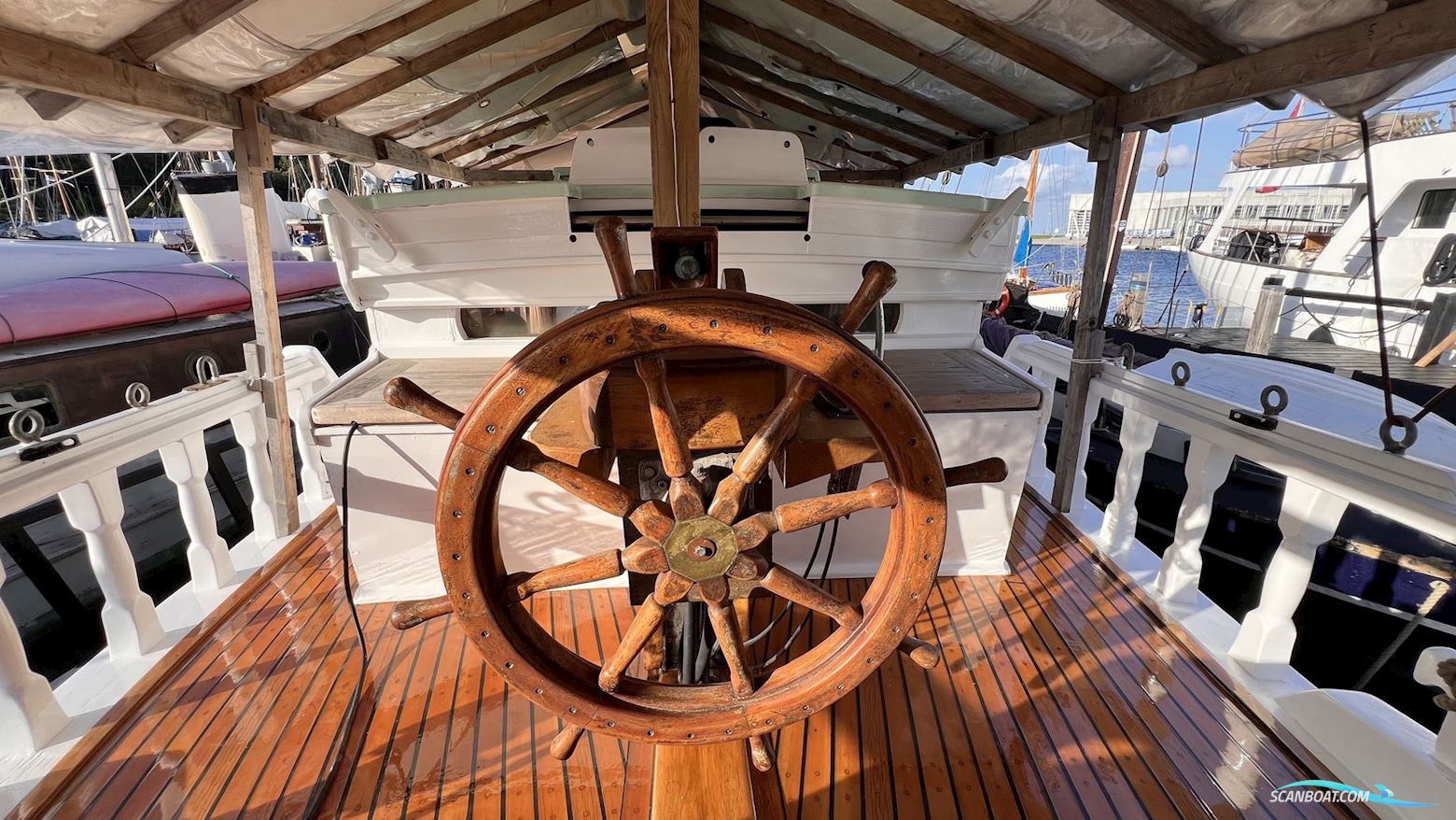 wooden boat - Jagt Ketch Rigged