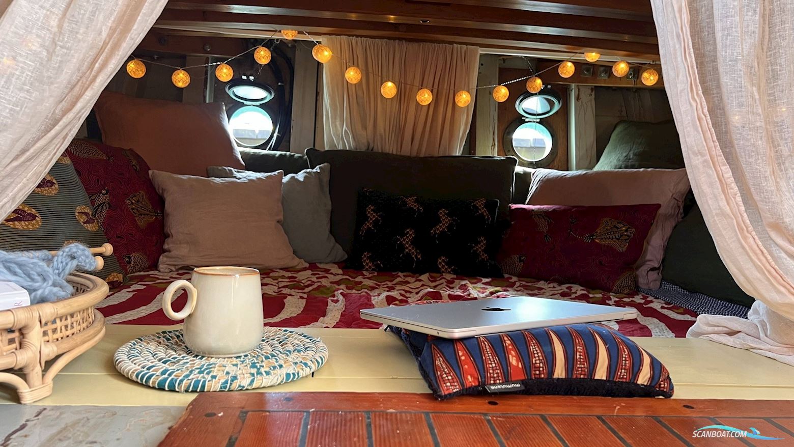 wooden boat - Jagt Ketch Rigged