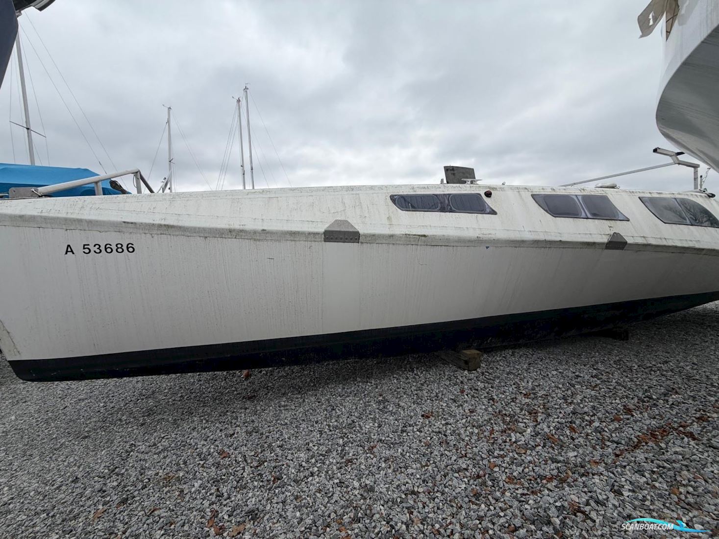 Catamaran Saara