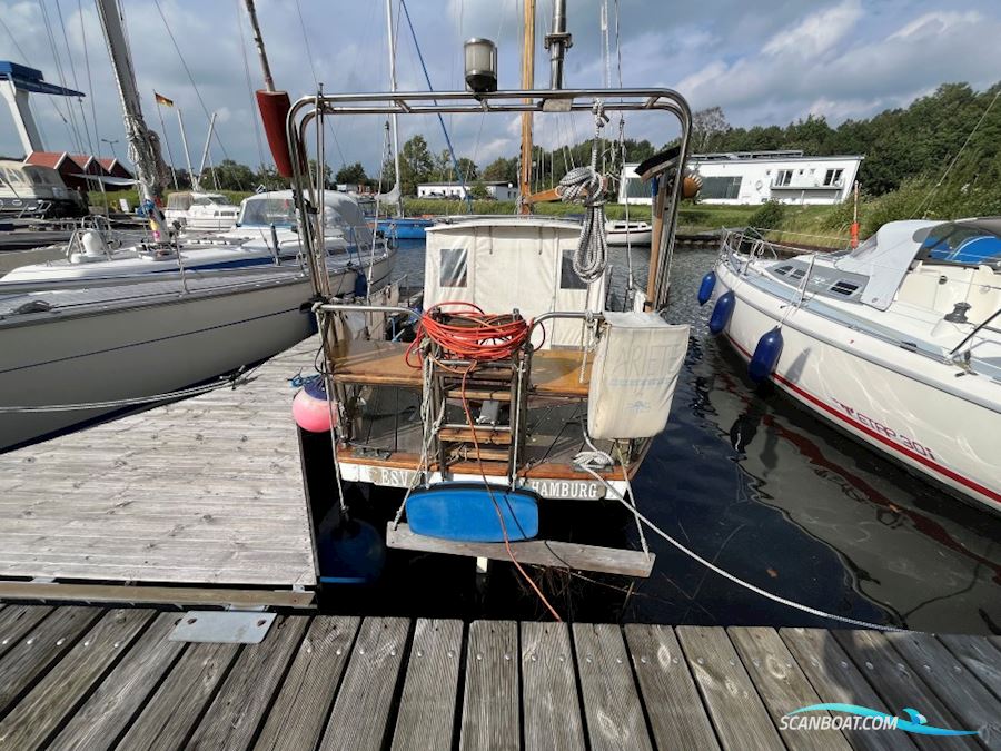 Classic Motor Sailer 34'