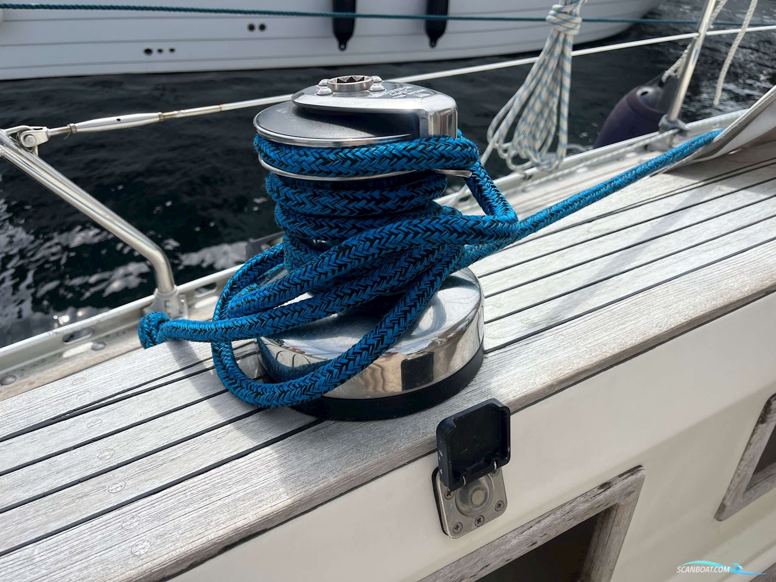 Comfortina 38 (1990)