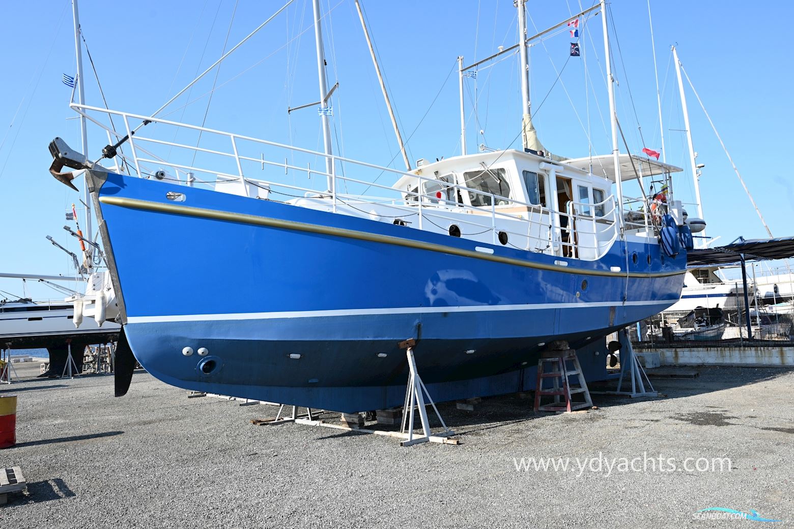 Diesel Duck 44 Trawler Motorsailer