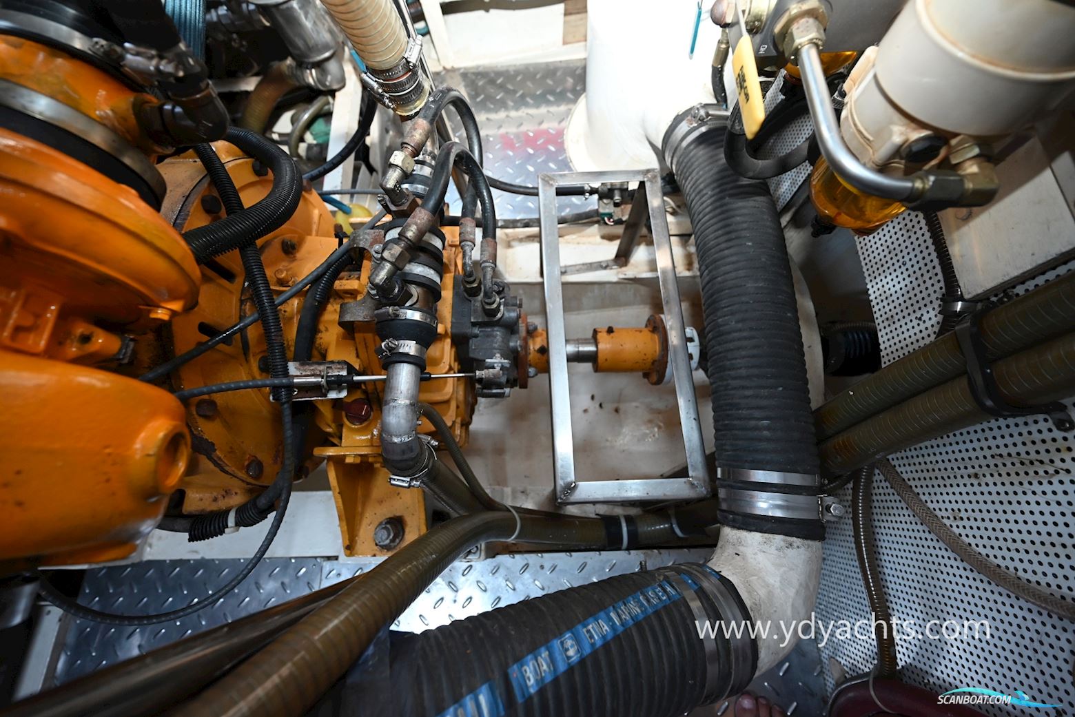 Diesel Duck 44 Trawler Motorsailer