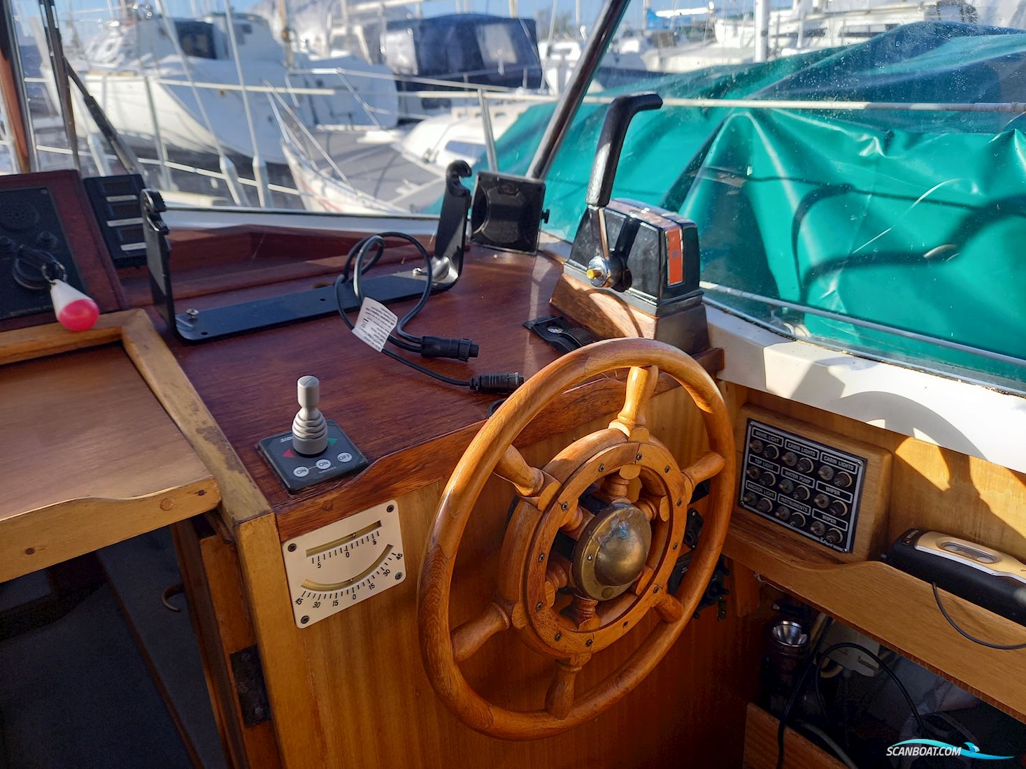 Lm 28