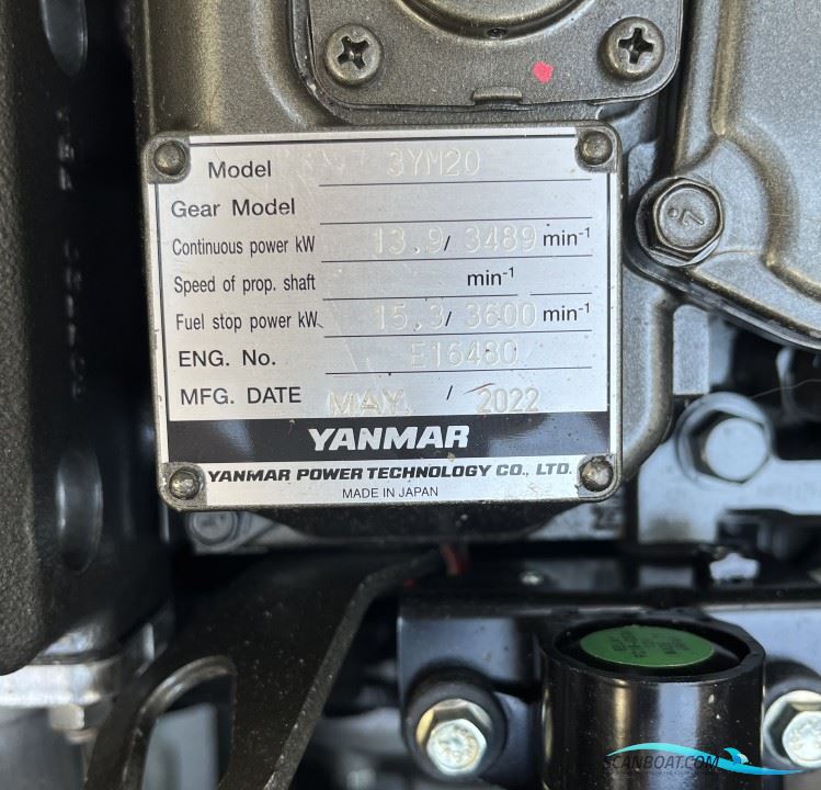 LM 28