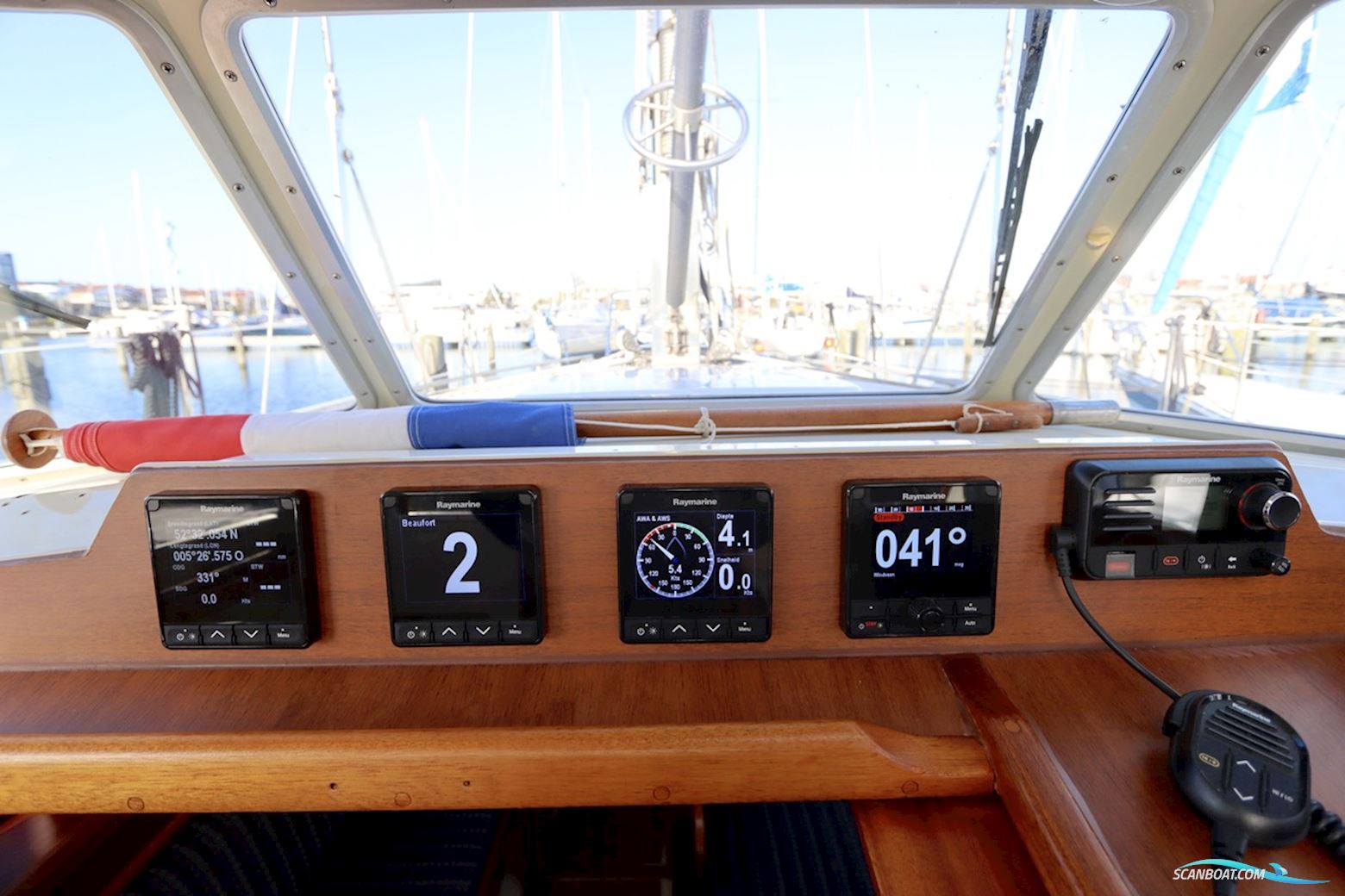 LM 32 Motorsailor