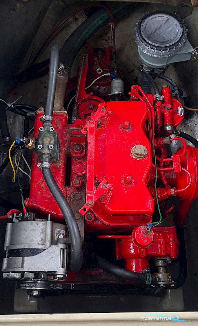 LM28