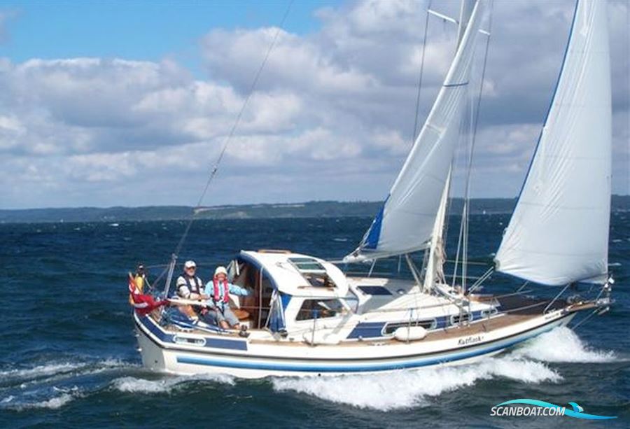 Mascot 28/910 m/Bovpropel Motorseglar 1988, med Volvo Penta 2003 motor, Danmark