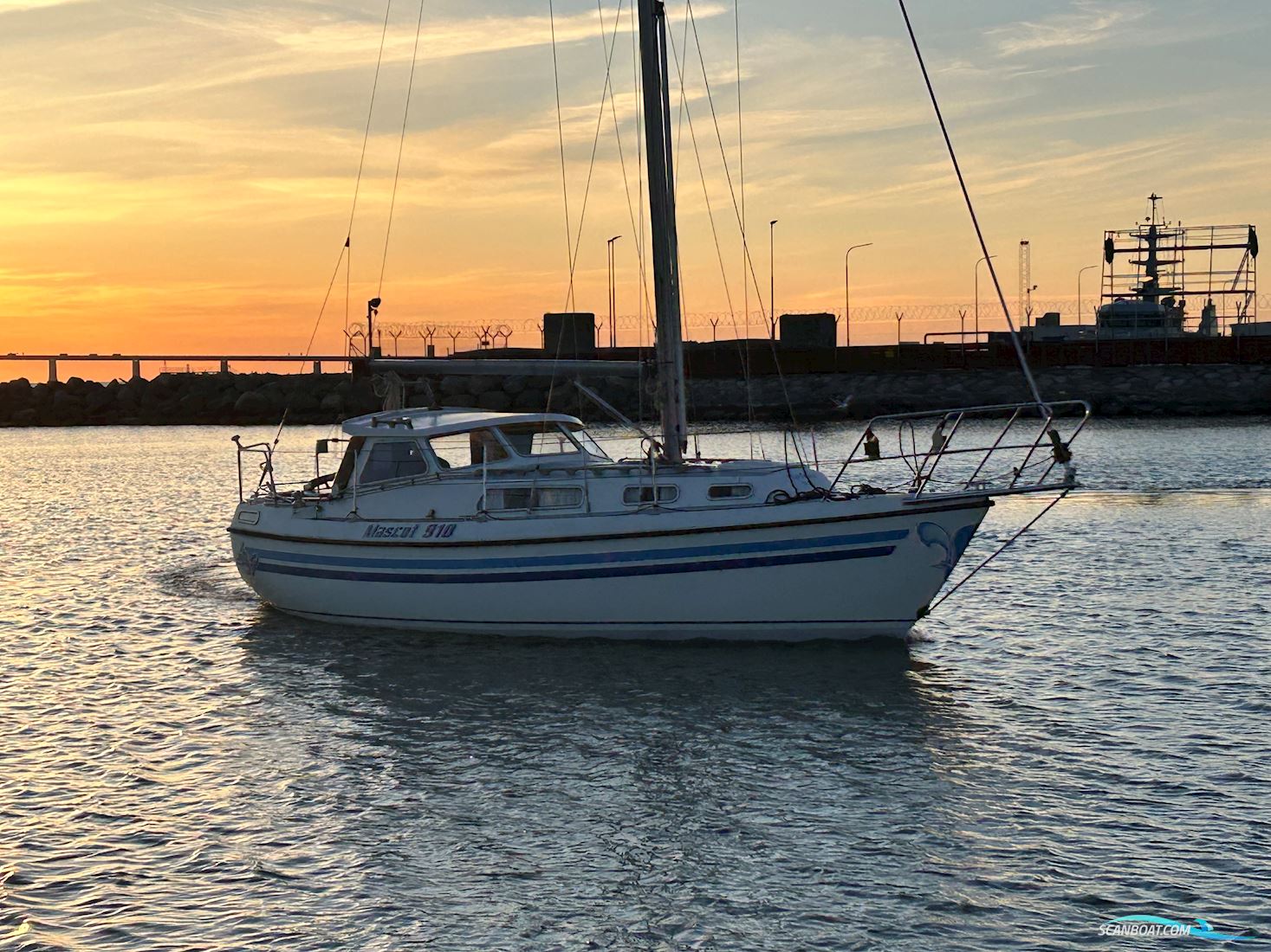 Mascot 910 Motorseglar 1998, med Volvo Penta motor, Danmark
