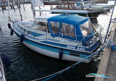Møn 830 m/Nyere Motor Motorseglar 1985, med Volvo Penta D2-40 motor, Danmark