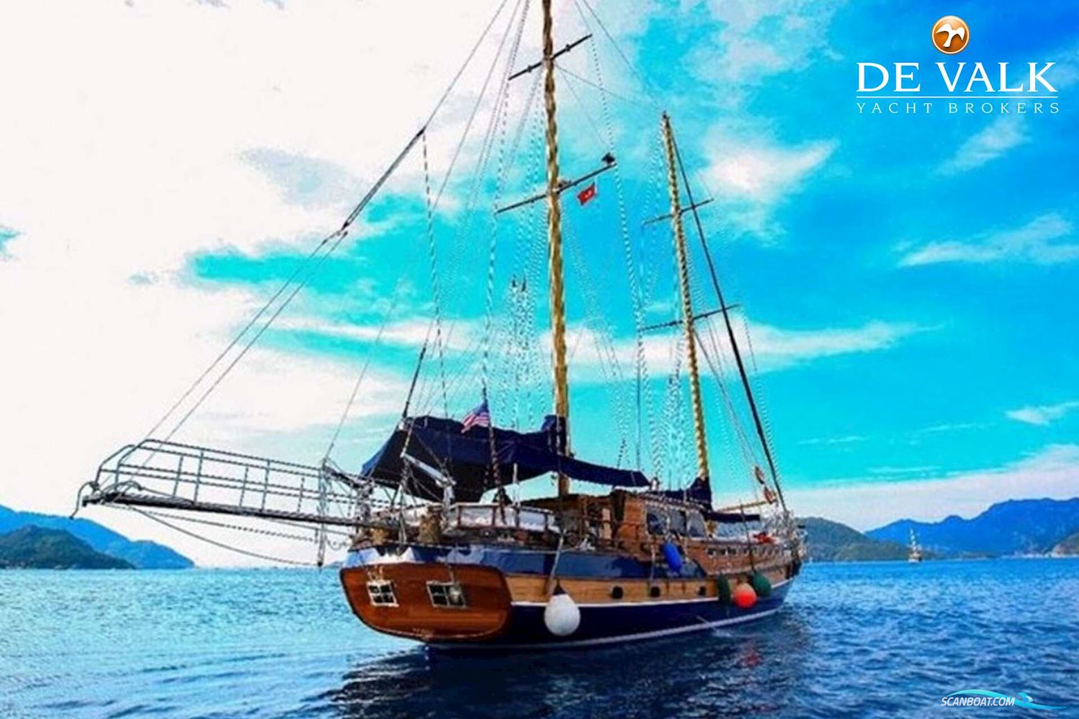 Motorsailer 23M