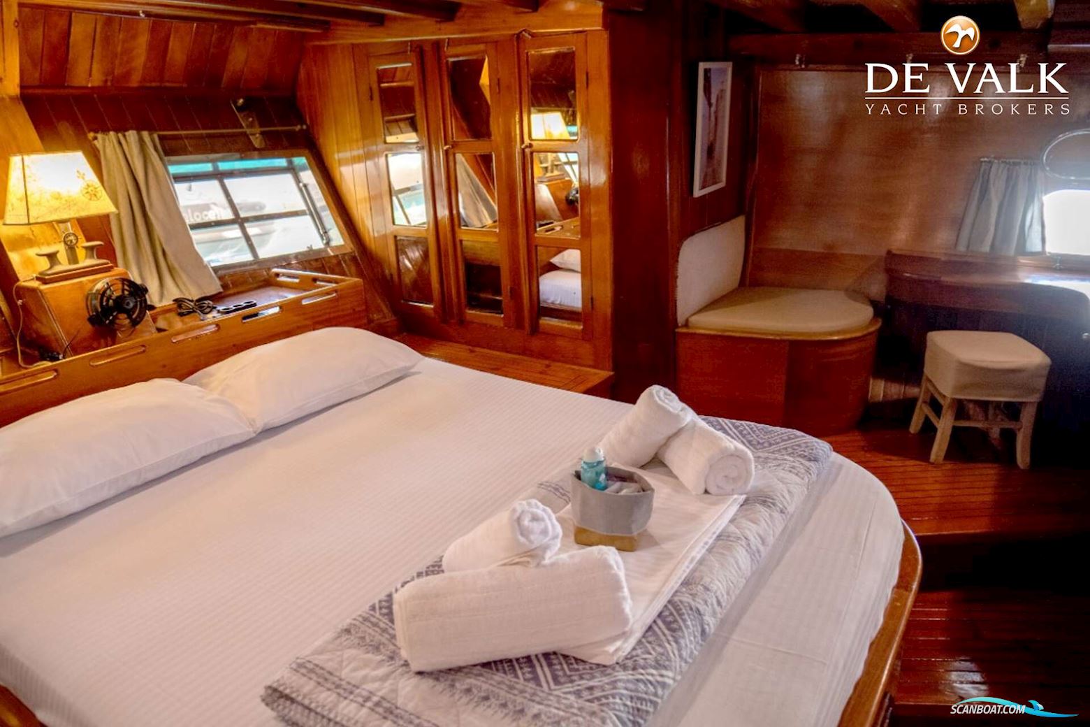 Motorsailer 23M