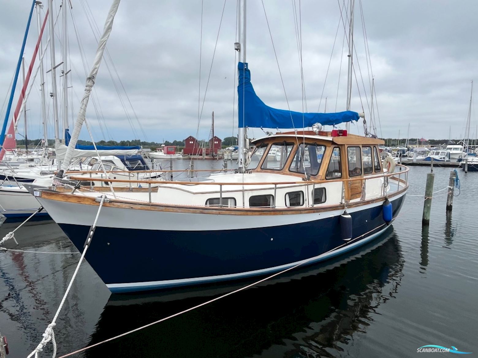 Nauticat 33 Motorseglar 1977, med Volvo Penta MD 21 A motor, Danmark