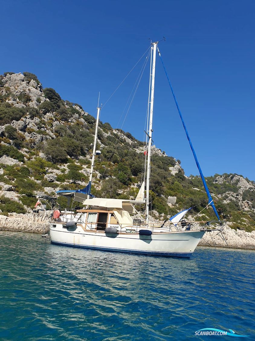 Nauticat 33