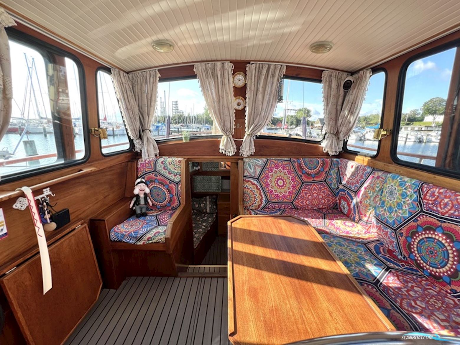 Nauticat 33