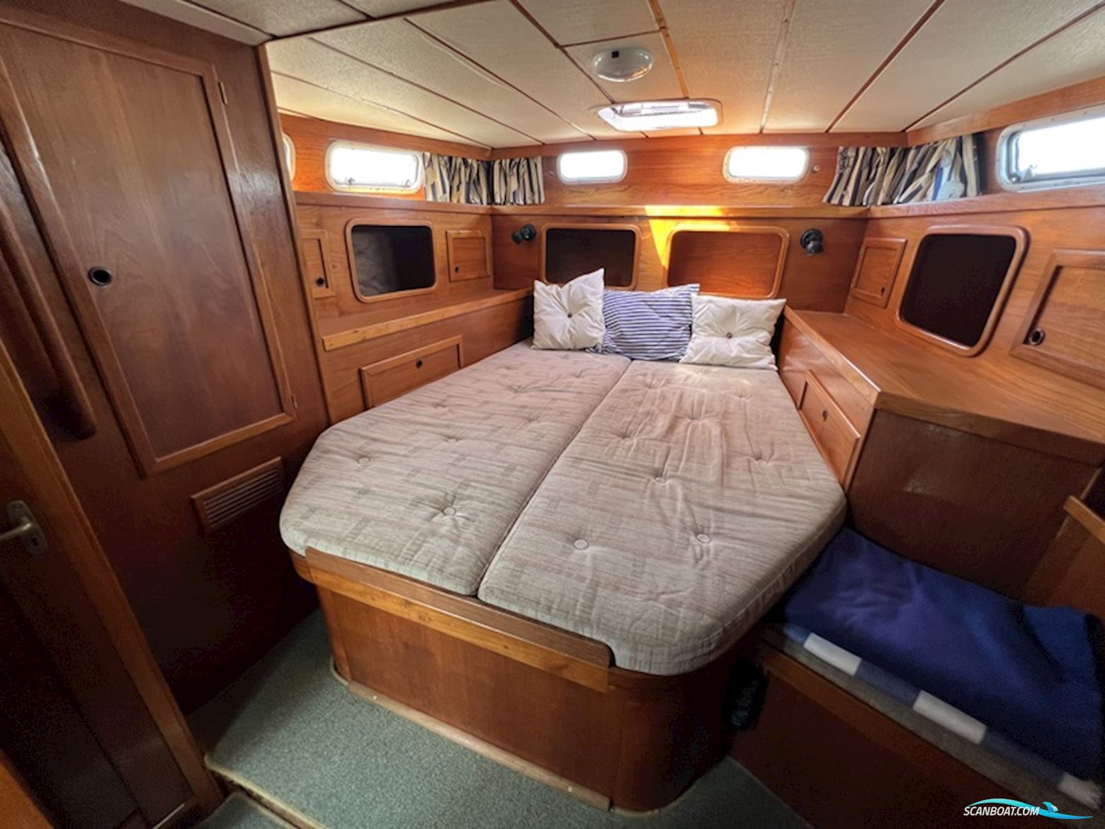 Nauticat 40