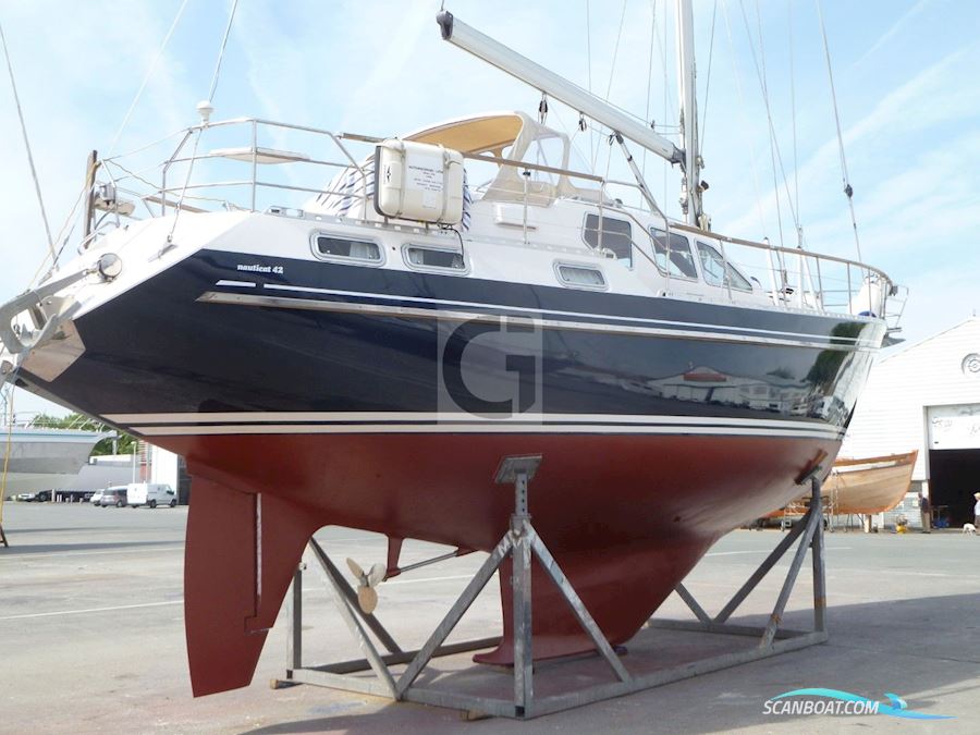 Nauticat 42