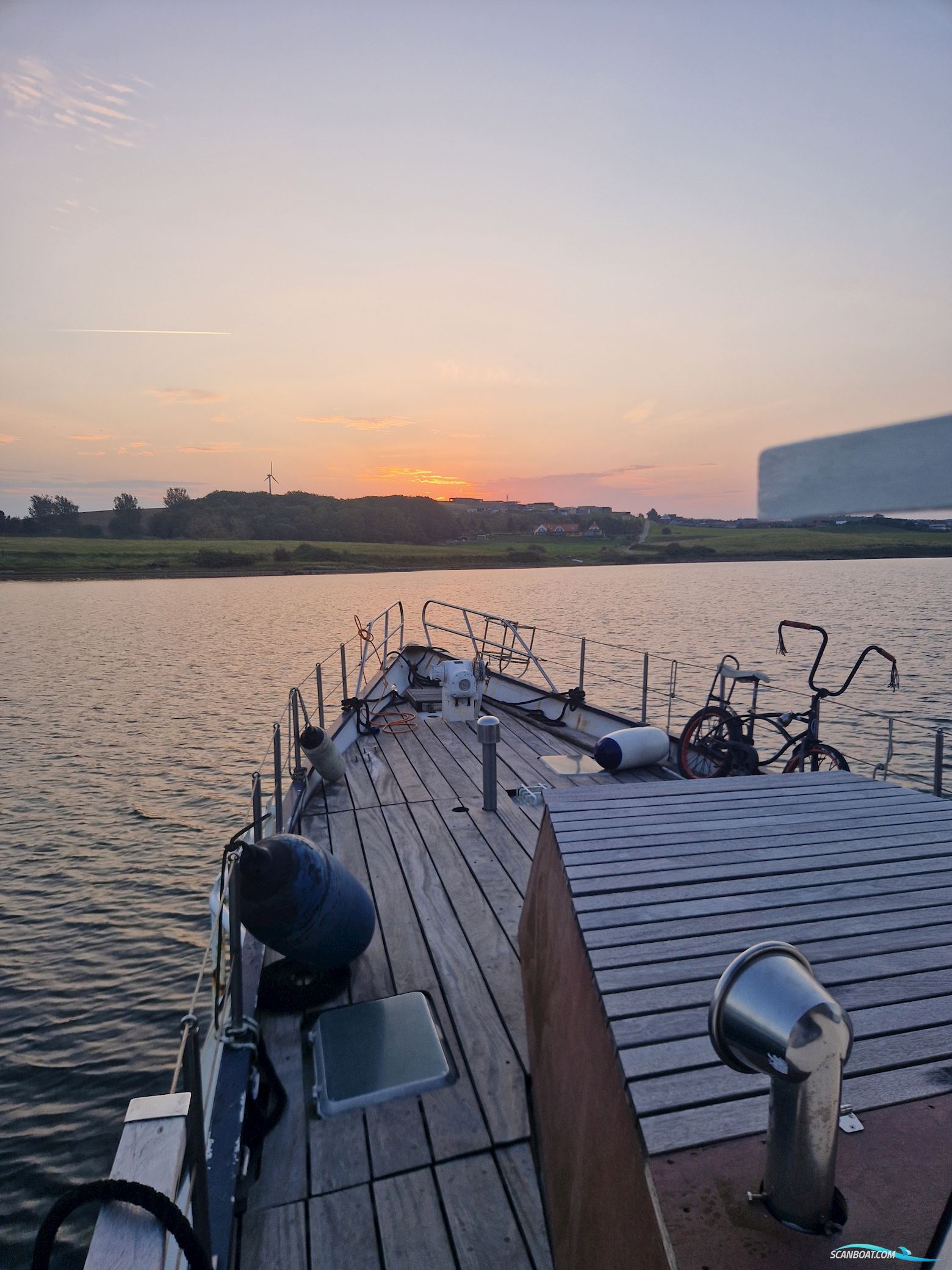 Pilothouse Motorsejler 49