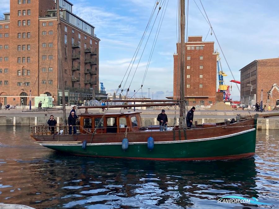 Traditionssegler, Segelkutter, Soko Wismar Motorseglar 1920, med Daf motor, Tyskland