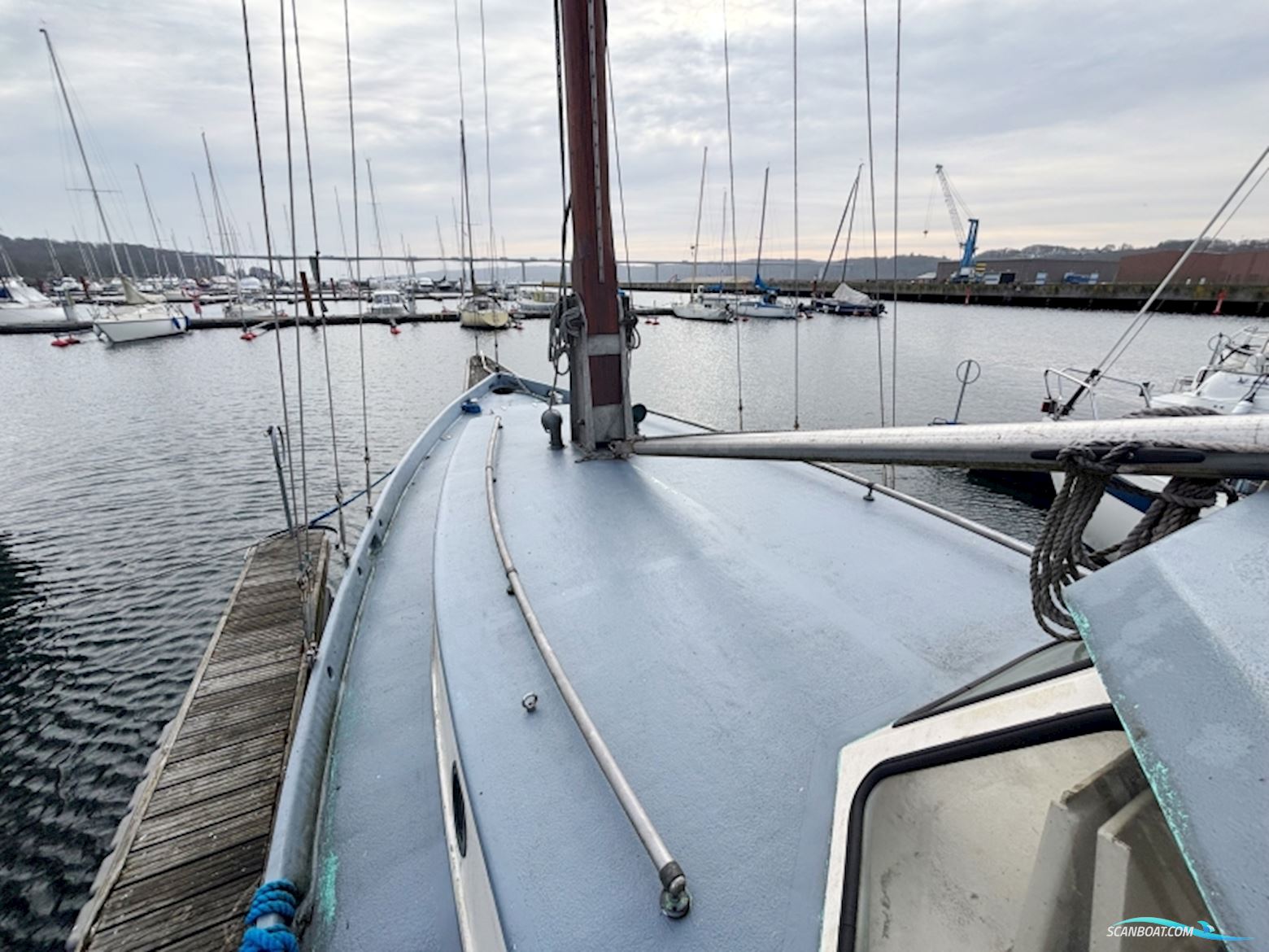 Albatros 33 Motorsejler