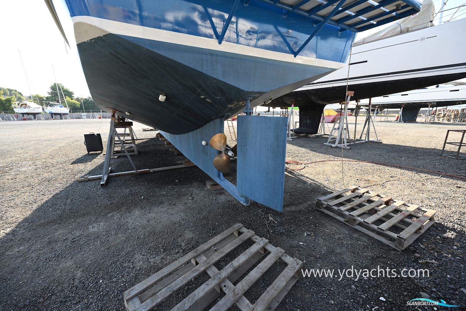 Diesel Duck 44 Trawler Motorsailer