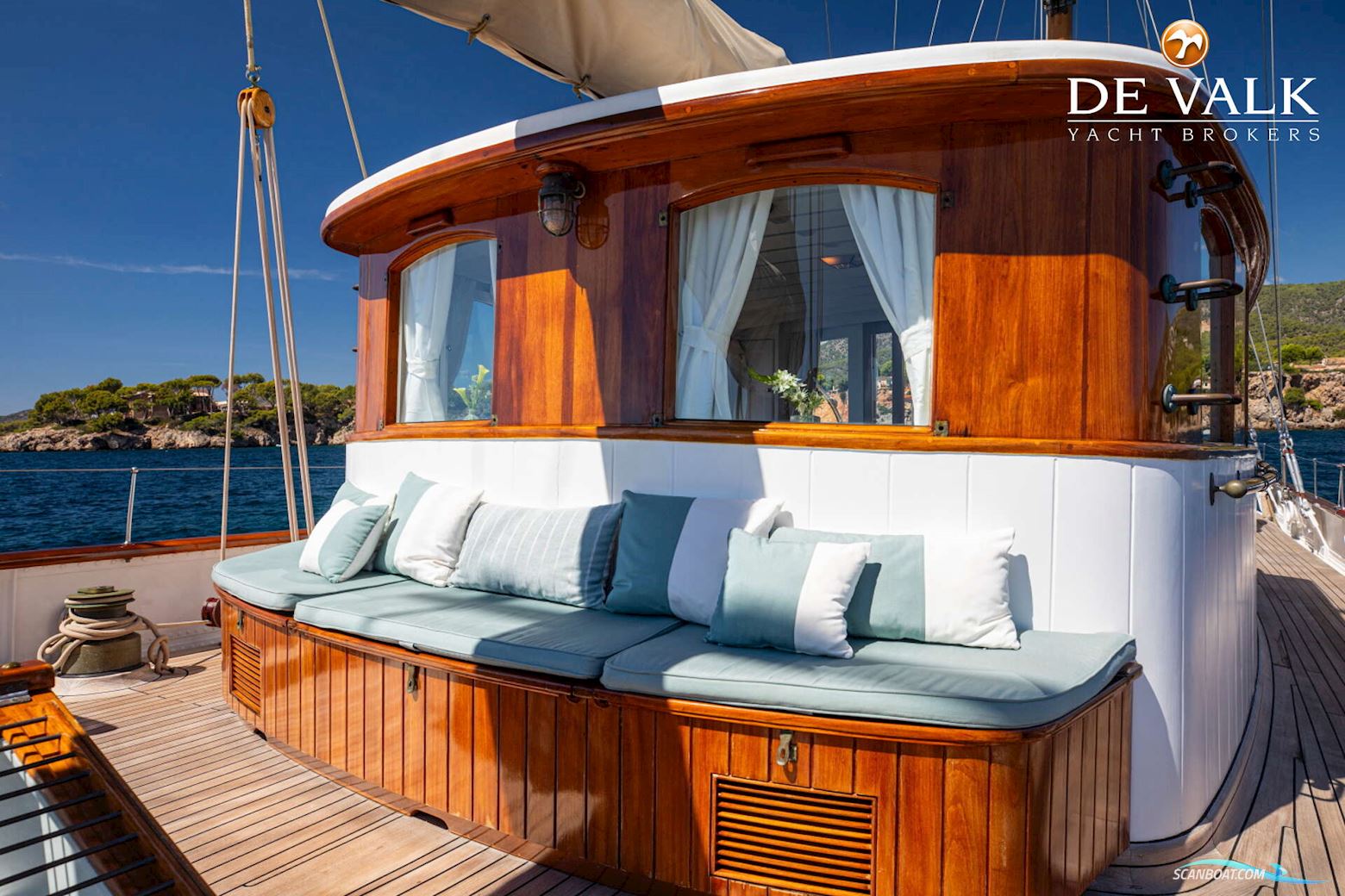 Feadship Ketch