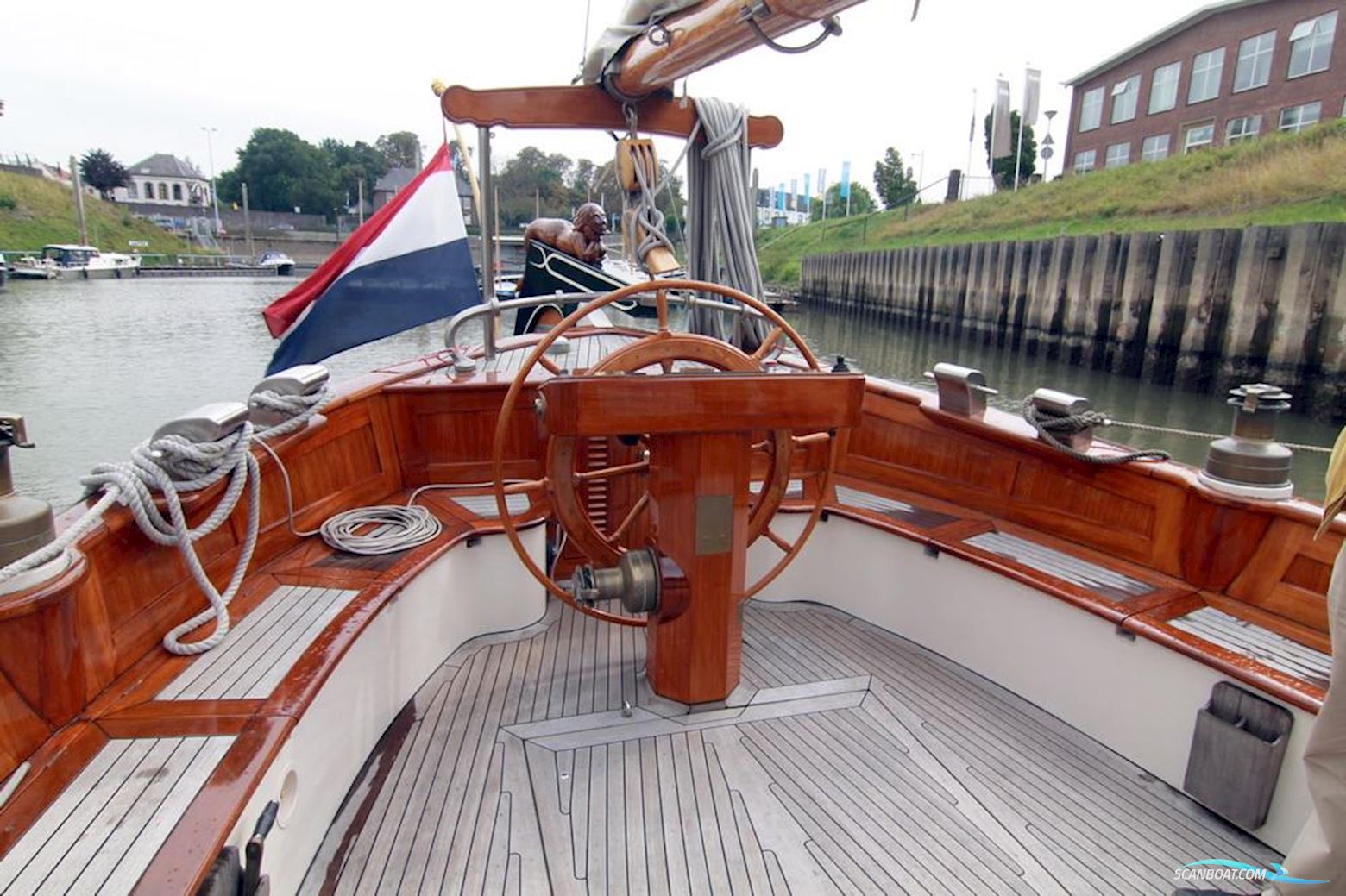 Lemsteraak Sailing Yacht