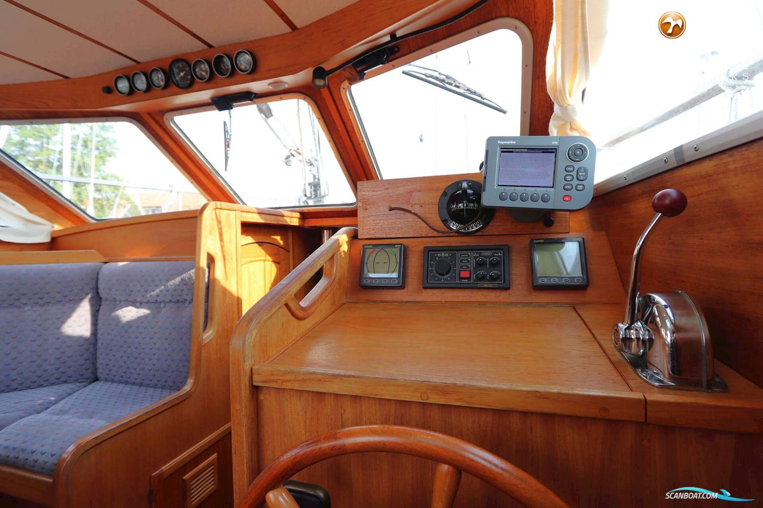 Nauticat 32