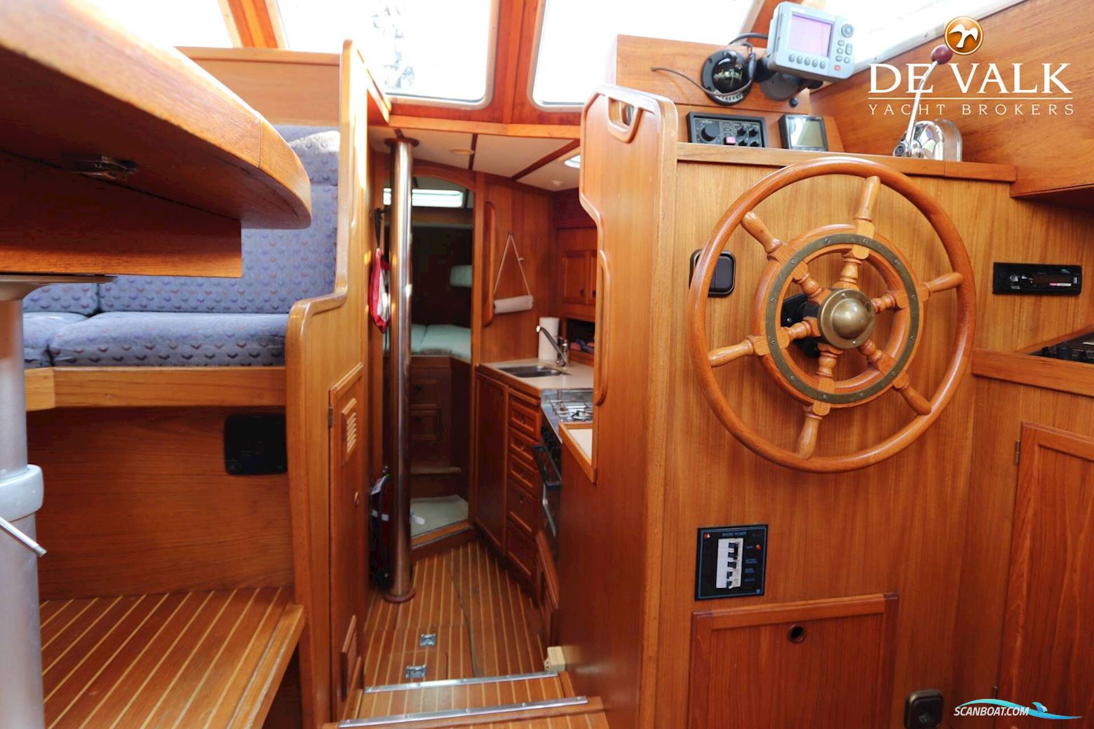 Nauticat 32