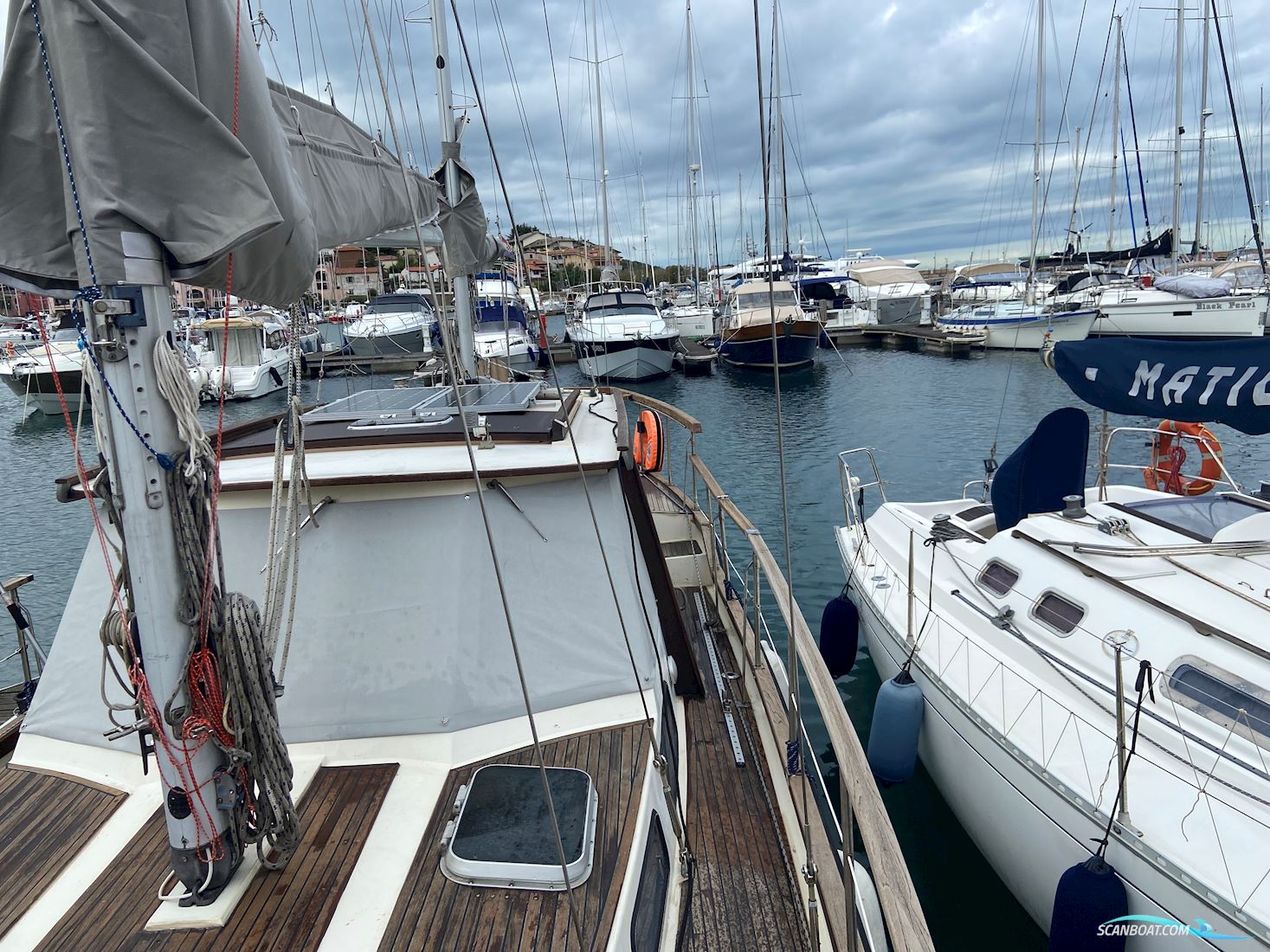 Nauticat 38