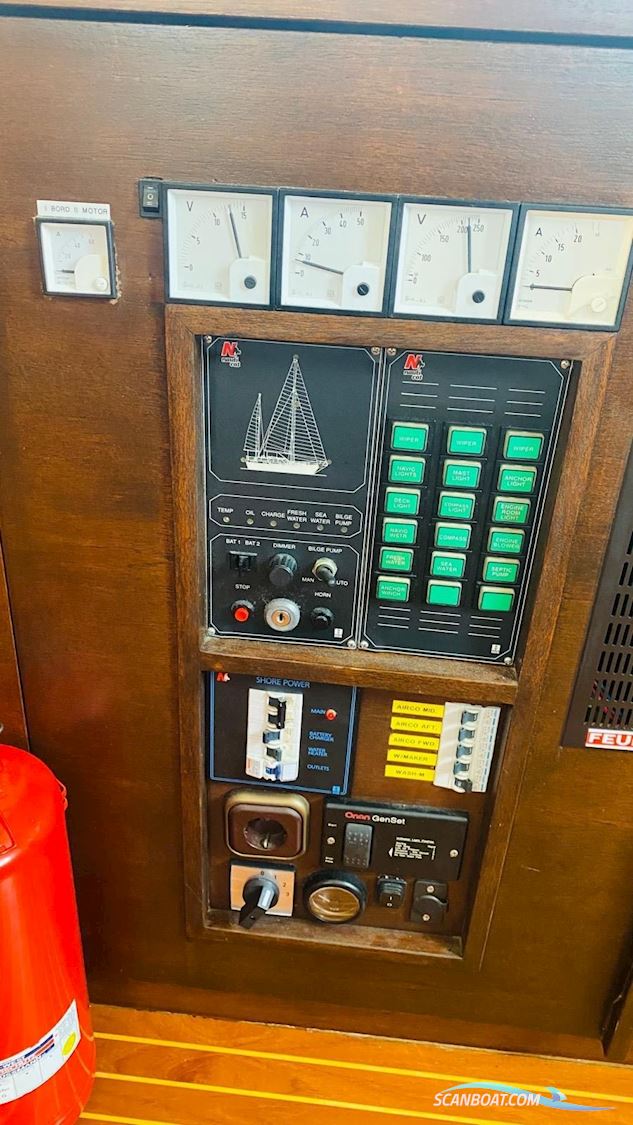 Nauticat 521