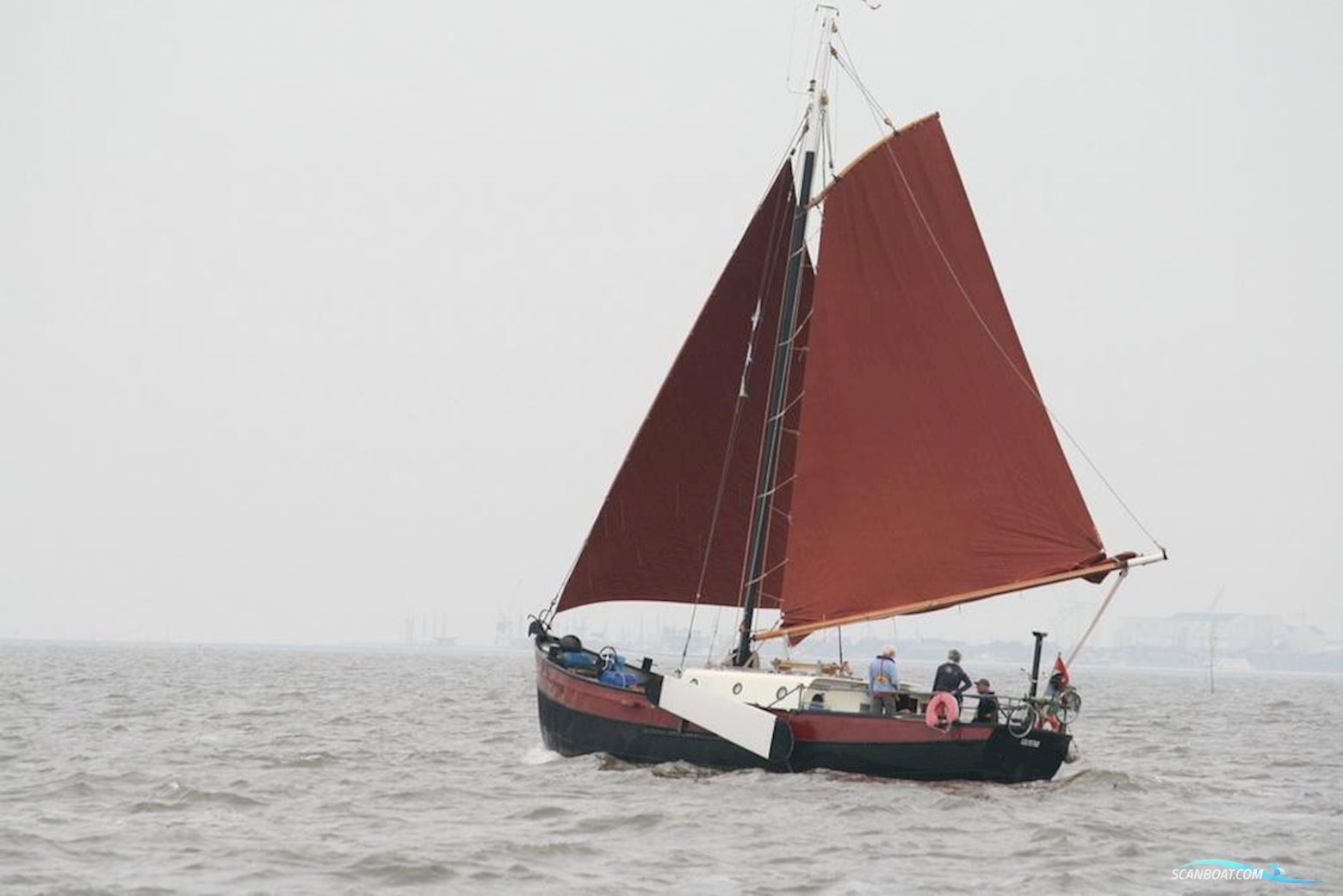 Sailboat "Marker Rondbouw"